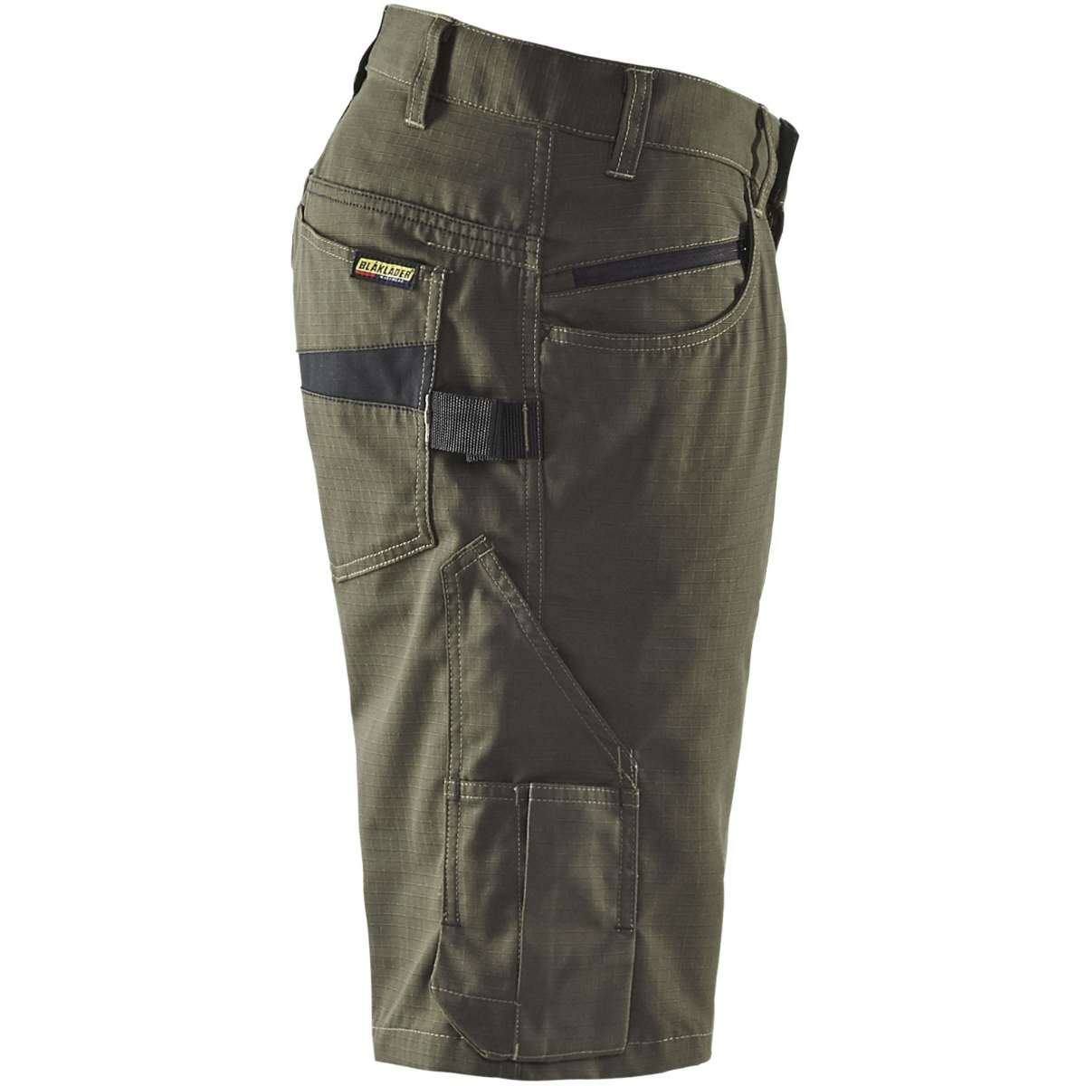 サービスショーツ