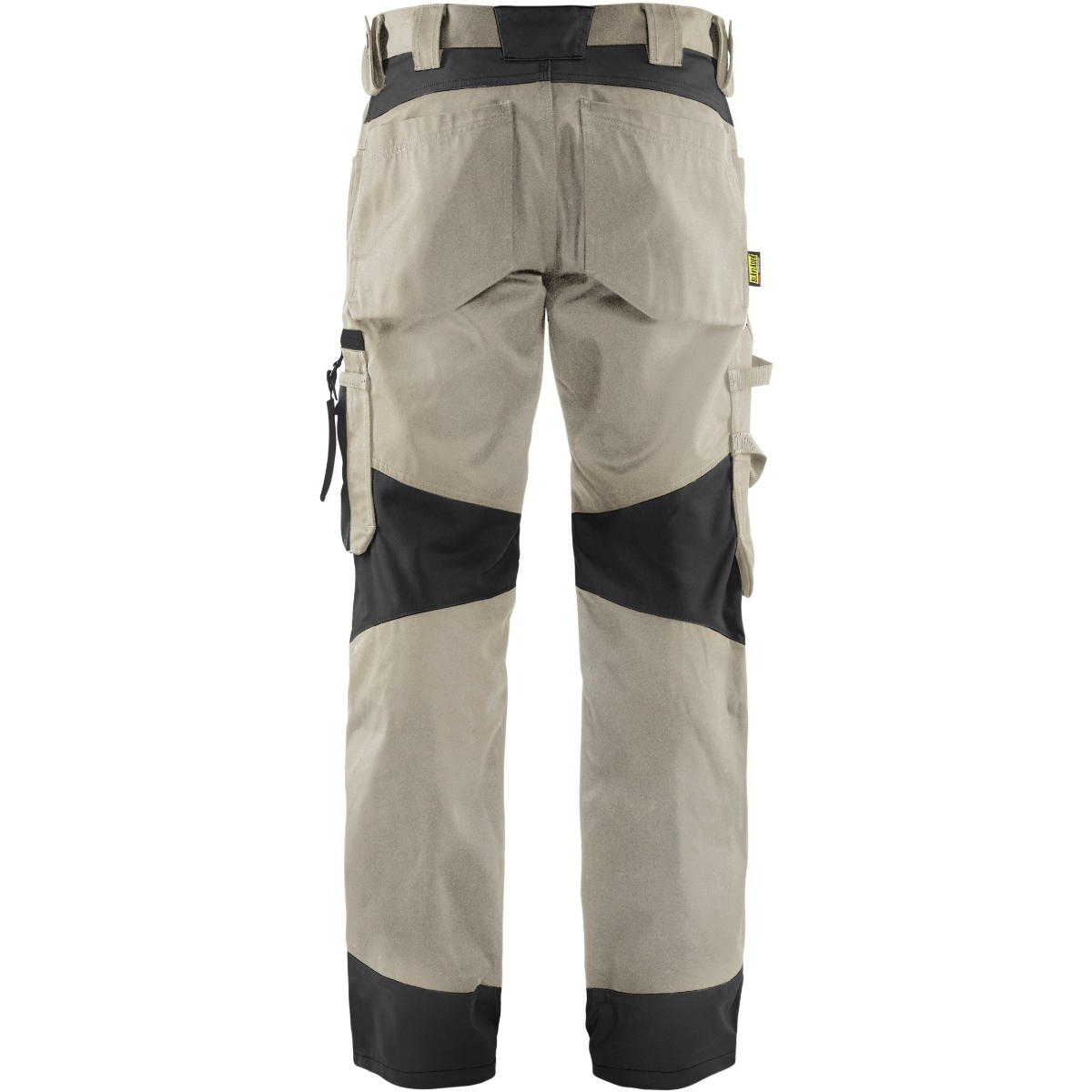 爪ポケットのないズボン