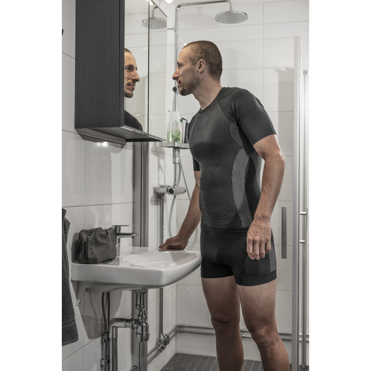 5577 ネクストトゥスキン Tシャツ